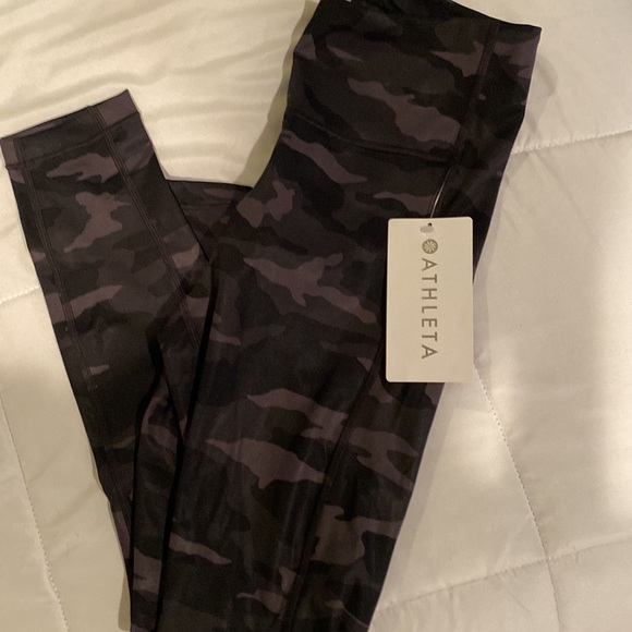 ATHLETA Ultimate Stash Pocket Camo 7/8 Tight NEW FREE SHIPPING!! - Picture 9 of 10